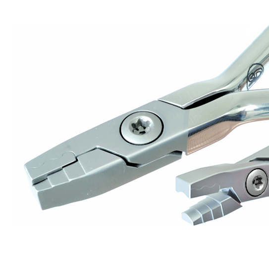 SD 204 De La Rosa Triple orthodontic pliers