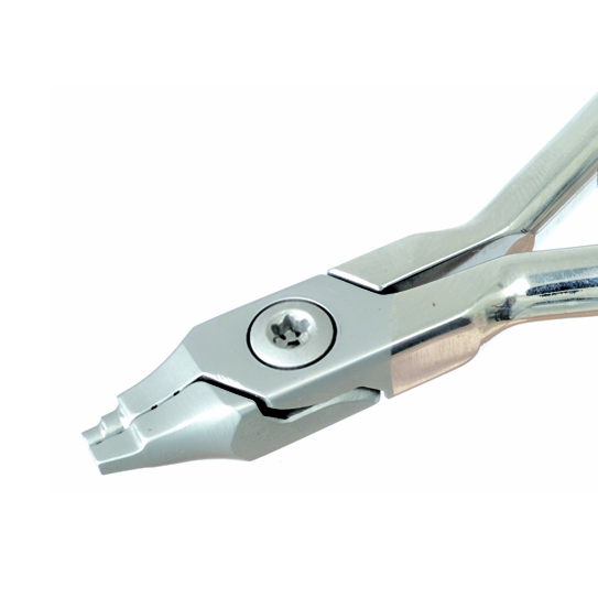 SD 314 Young Technical orthodontic pliers