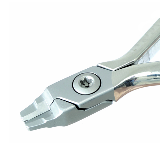 SD 135 Crimping orthodontic pliers